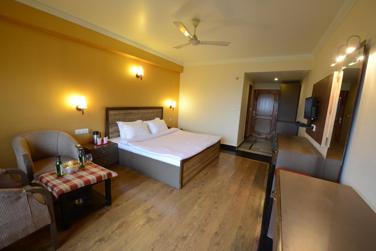 Hotel Park Paradise Manali Manāli Eksteriør billede
