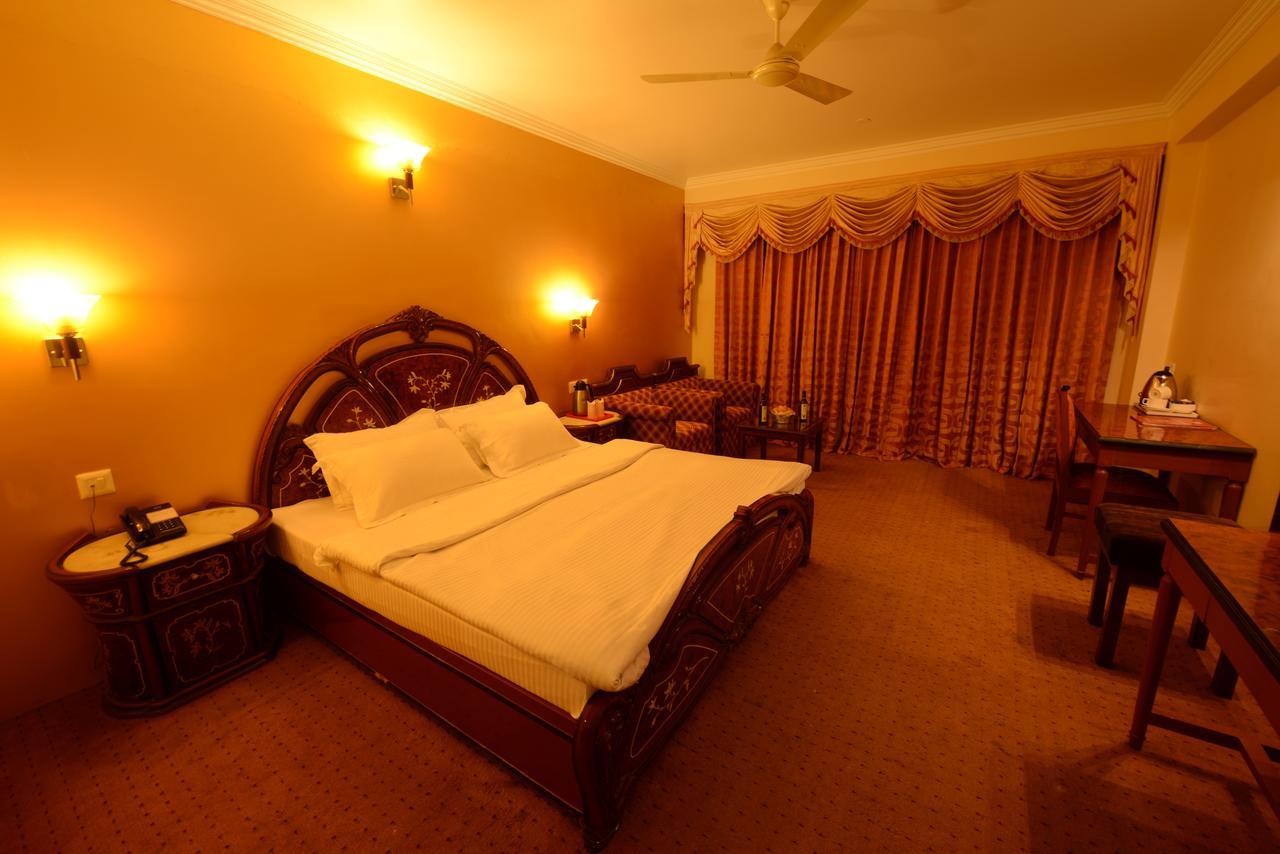 Hotel Park Paradise Manali Manāli Eksteriør billede