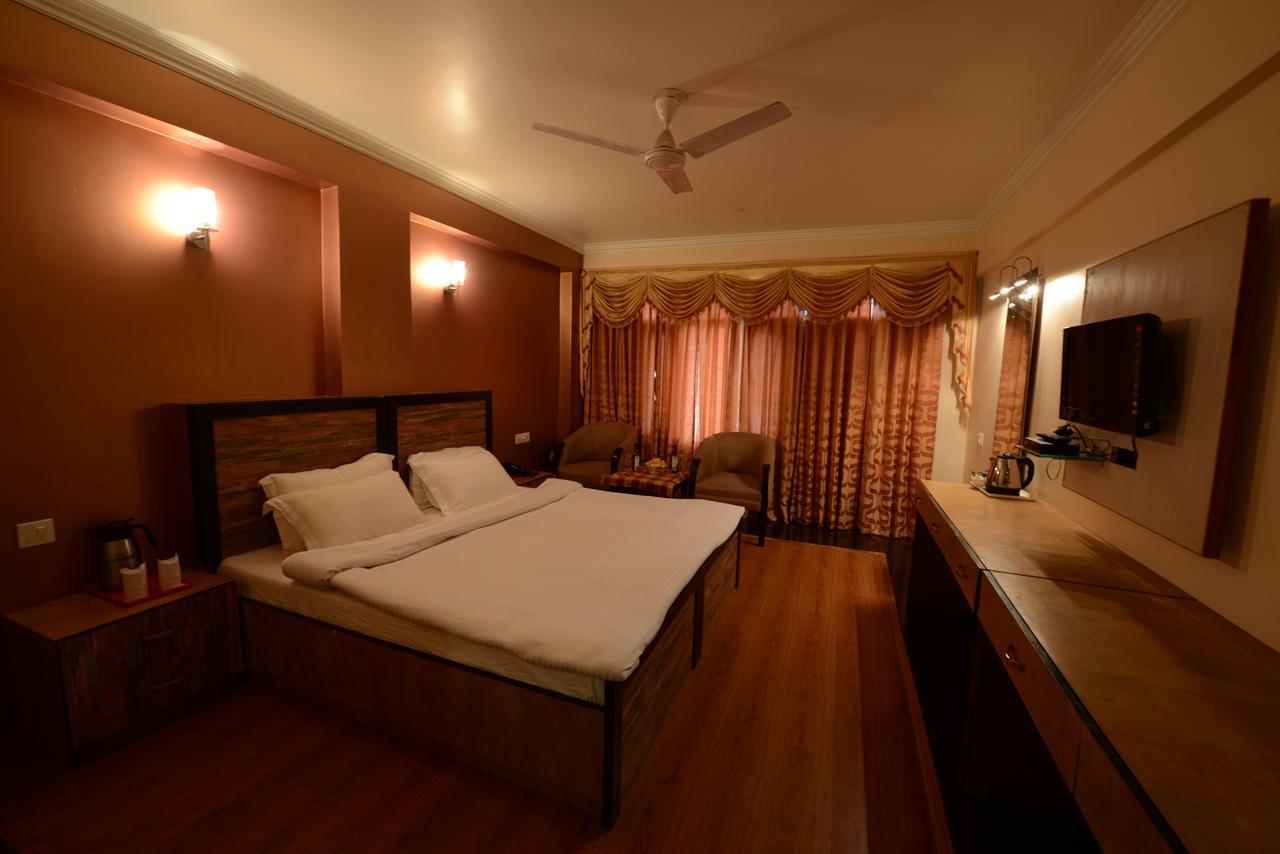 Hotel Park Paradise Manali Manāli Eksteriør billede