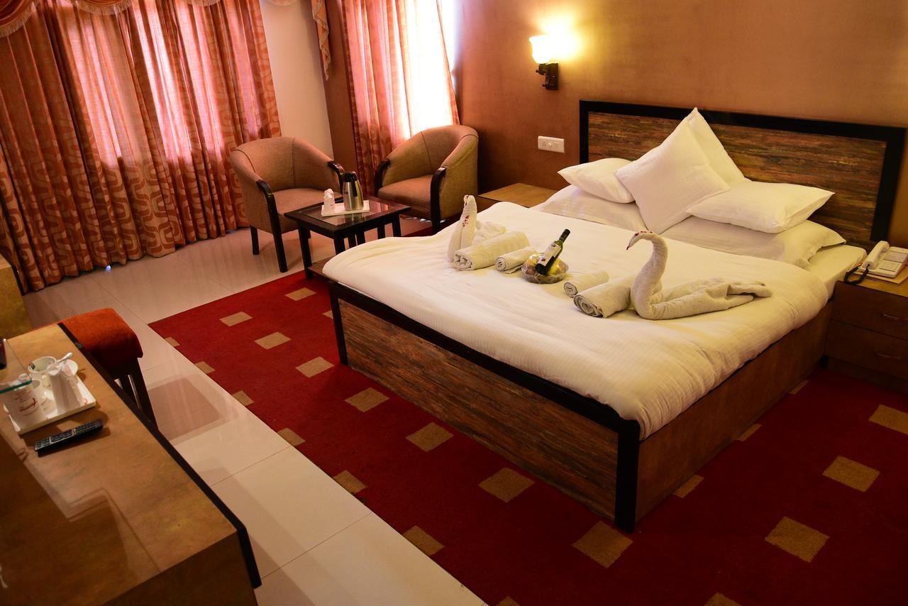 Hotel Park Paradise Manali Manāli Eksteriør billede